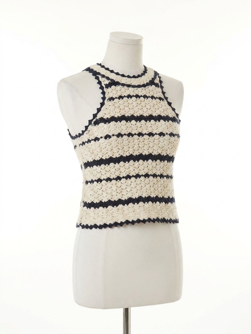 NEW NATION LTD lucy halter top in seashell crochet